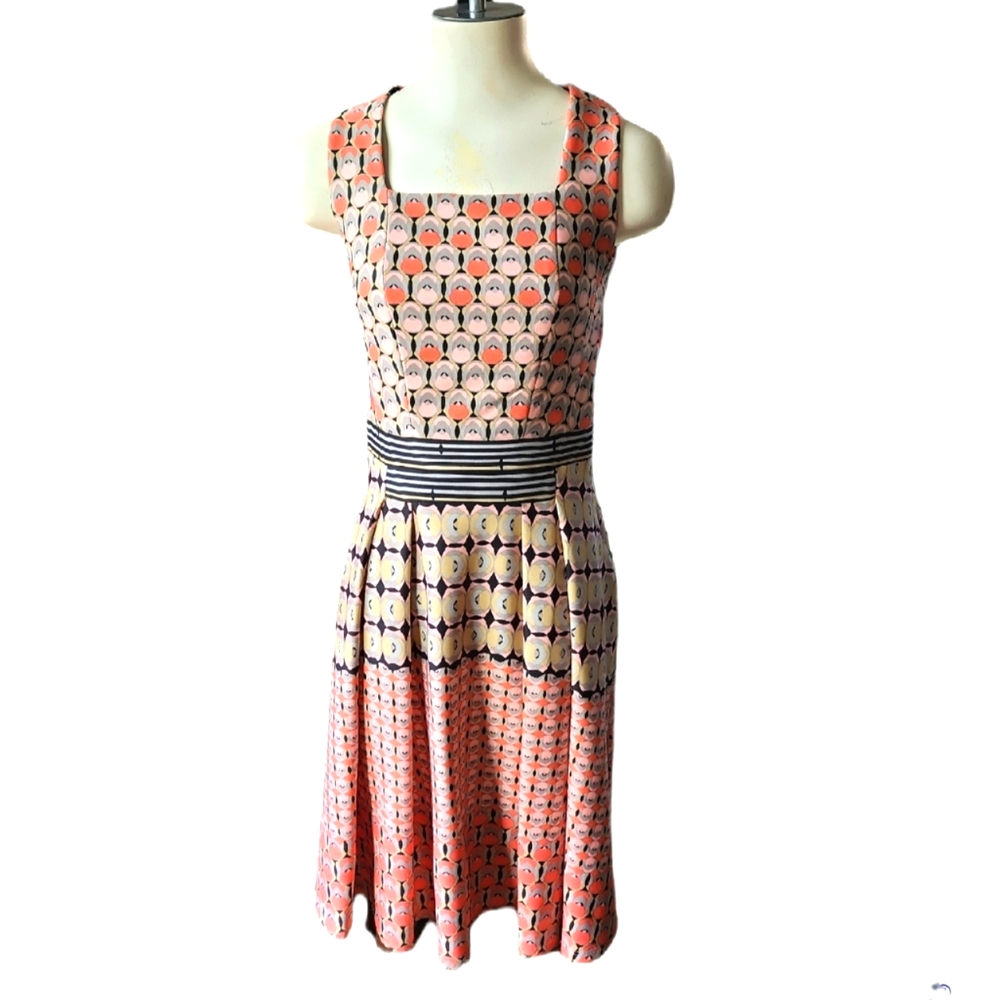 NWOT Gabby Skye Multi Pattern Dress Jey Hole Opening in Back S 6